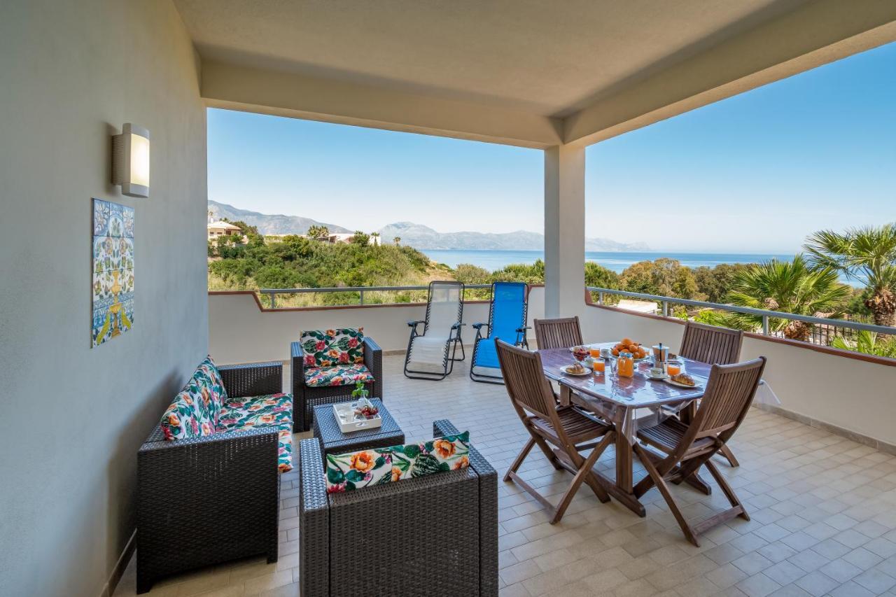 Villa Dellacqua Alcamo Marina Buitenkant foto
