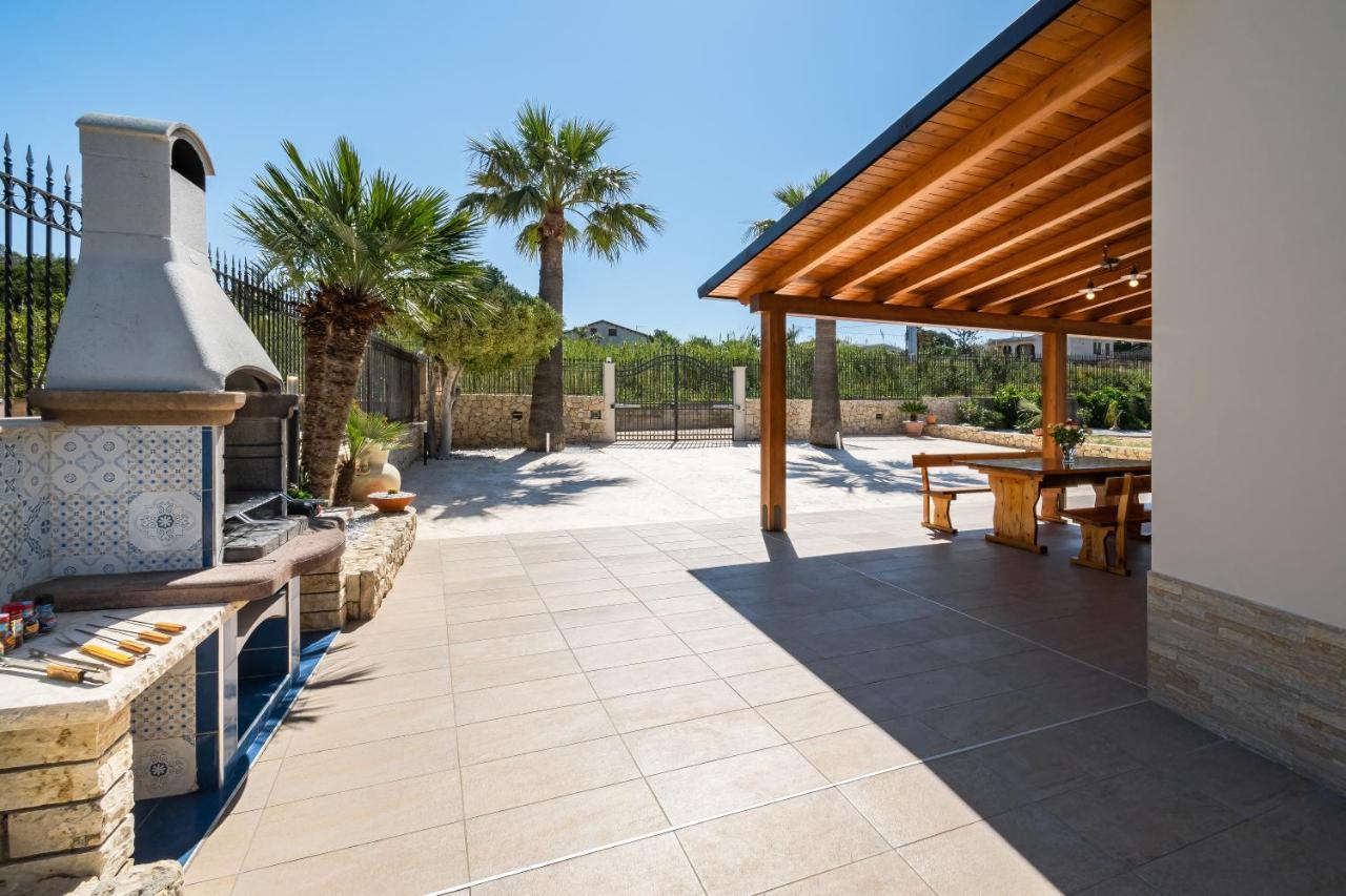 Villa Dellacqua Alcamo Marina Buitenkant foto